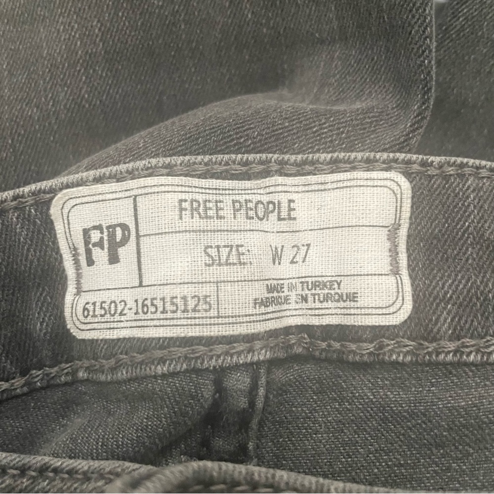 Free People black denim straight leg crop size 27 - Picture 8 of 8
